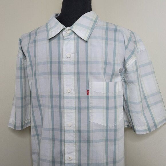 Levi's Men's Classic 1 Pocket Regular Fit Short Sleeve Shirt - Picture 3 of 4
